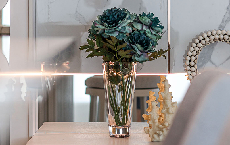 Descubra as vantagens do uso de vidro na decoração