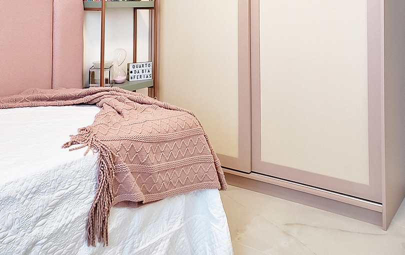 Saiba como criar um quarto minimalista e aconchegante 
