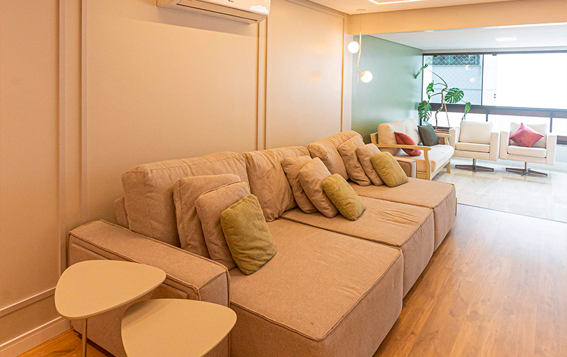 Móveis planejados em Balneário Camboriú: descubra como explorar o estilo quiet luxury