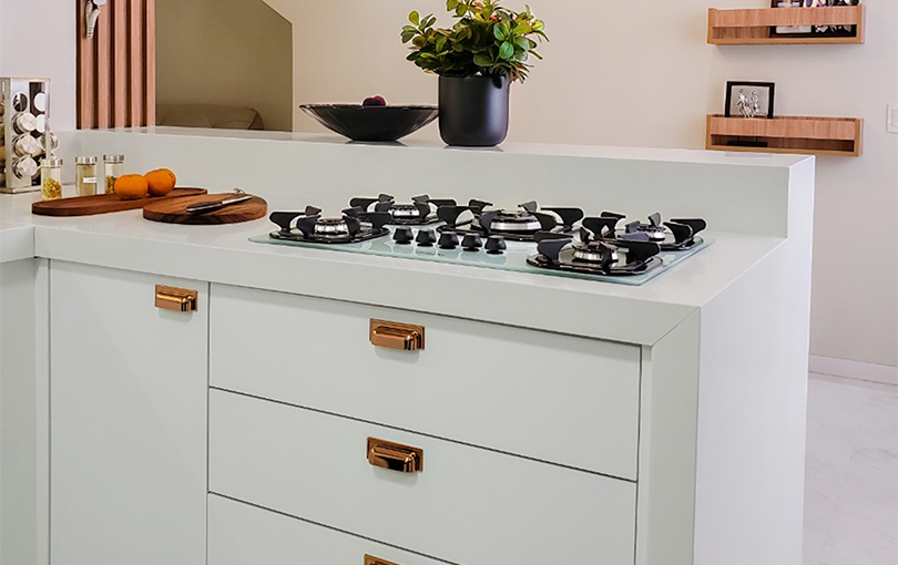 5 benefícios incríveis dos móveis planejados para apartamentos compactos